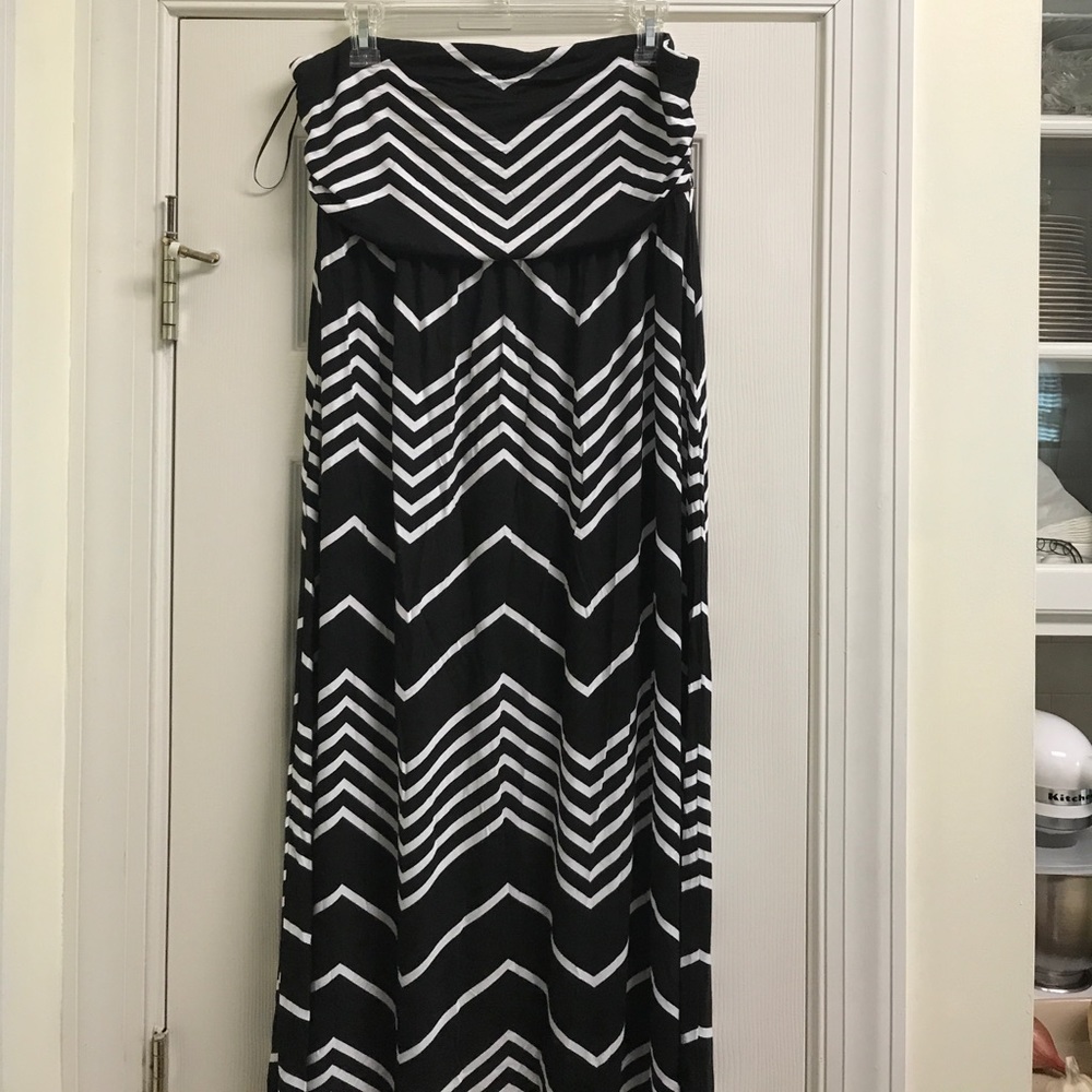 Strapless maxi dress